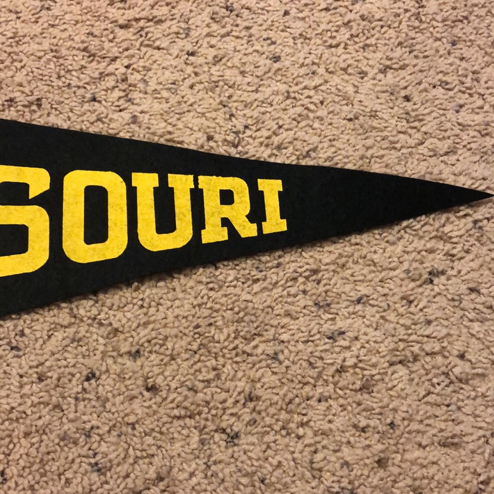 Missouri Tigers vintage felt pennant - Picture 6 of 6